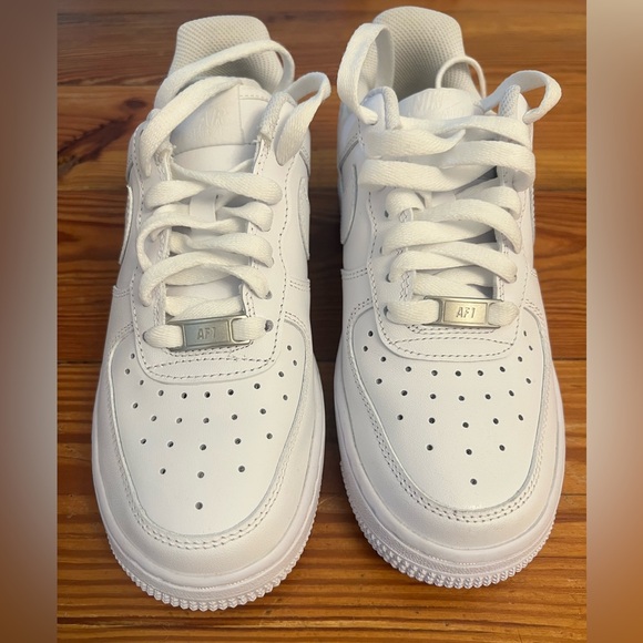 Nike Air Force 1 EU36.5 - Picture 1 of 3